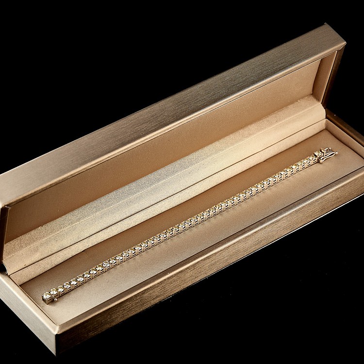 18K White Gold Tennis Bracelet with 2.80ct Diamonds - model br2694