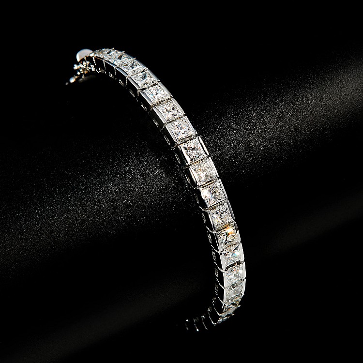Bracelet tennis en or et diamants - modèle br67503