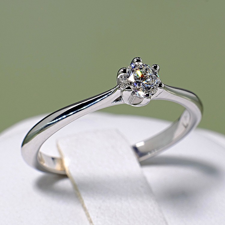 Bague de fiançailles en or avec diamant certifié GIA de 0,50 ct ou 0,70 ct - modèle i013