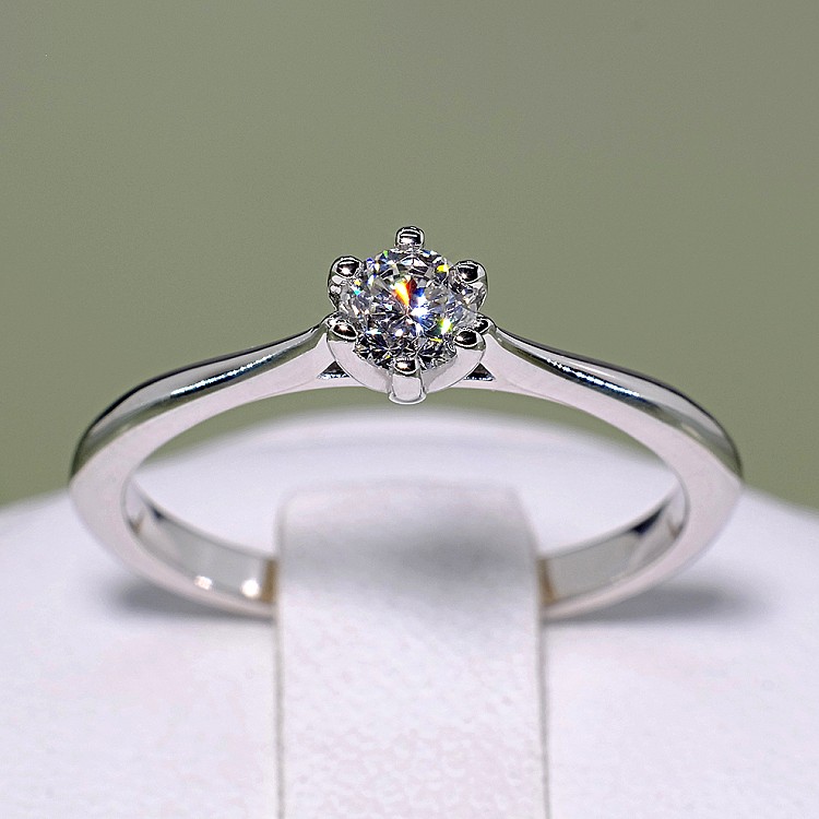 Bague de fiançailles en or avec diamant certifié GIA de 0,50 ct ou 0,70 ct - modèle i013