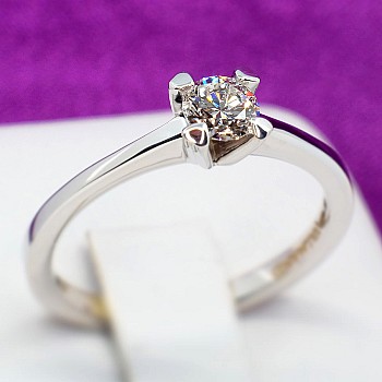 Bague de fiançailles en or avec diamant certifié GIA 0,30 ct ou 0,40 ct - modèle i513