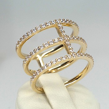 Gold Gift Ring with Diamonds - model i613