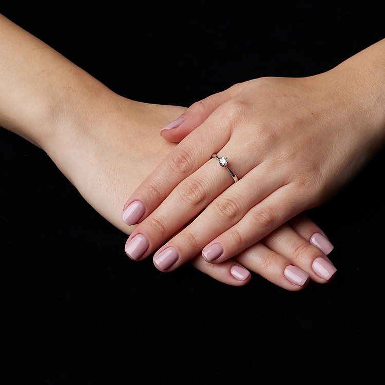 Bague de fiançailles en or 18 carats ou en platine avec diamant certifié GIA de 0,50 ct ou 0,70 ct - modèle i1867