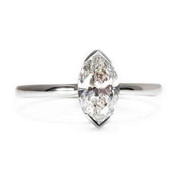 Platina verlovingsring met 1,00 ct IGI-gecertificeerde kleurloze marquise-diamant uit het laboratorium - model i4454