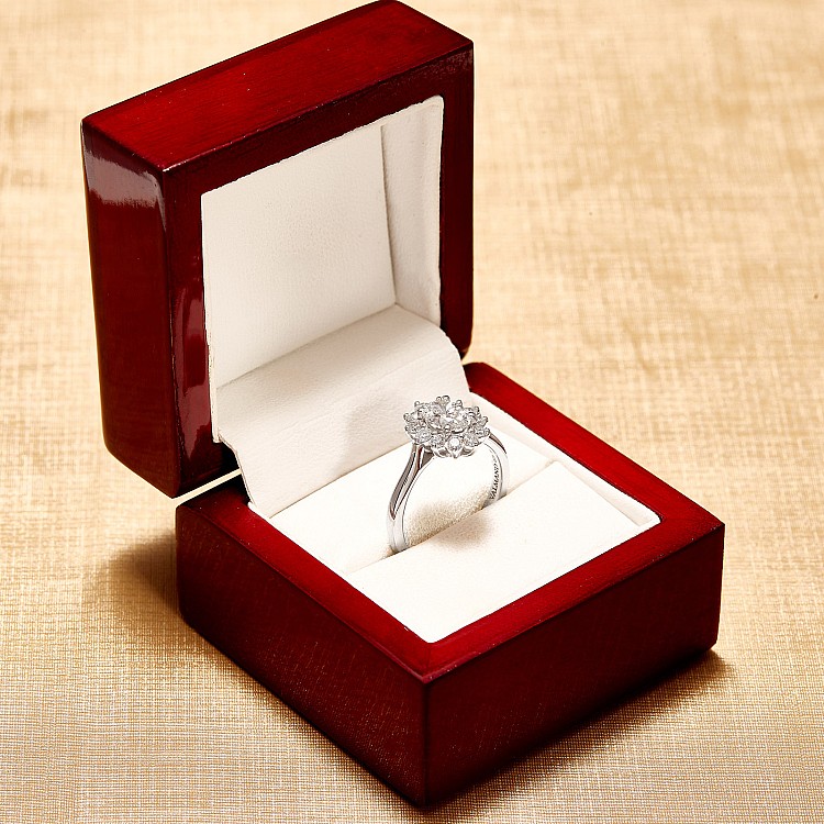 Engagement ring i055dovdi in Gold with Diamond - GIA 0.30ct - 0.40ct