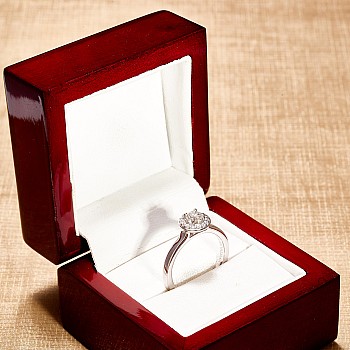 18k Gold or Platinum Engagement Ring with GIA Certified Central Diamond 0.30ct or 0.40ct and Secondary Diamonds - model i122060