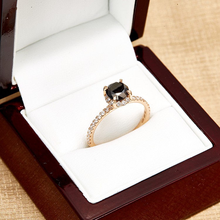 Anello di fidanzamento i164dndi in Oro con Diamante Nero e Diamanti