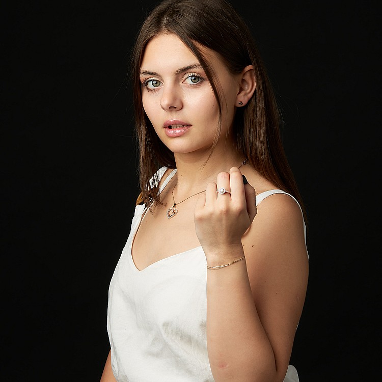 Bague de fiançailles en or avec diamant central certifié GIA de 0,30 ct ou 0,40 ct et diamants secondaires - modèle i122084