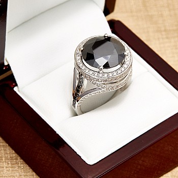 Gold Engagement Ring with Black Diamond and Colorless Diamonds - model i2713