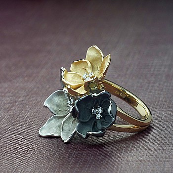 Gold Gift Ring with Diamonds - model i965