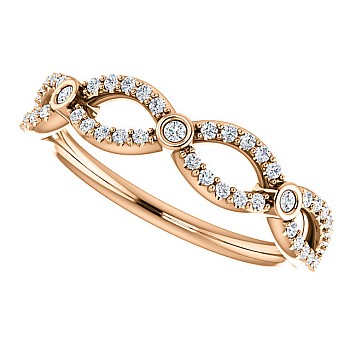 Gold Gift Ring with Diamonds - model i122841