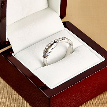 Gold Gift Ring with Diamonds - model i503