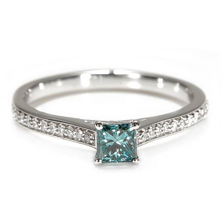 Gift Ring i122604DbpDi in Gold with Blue Diamond and Diamonds