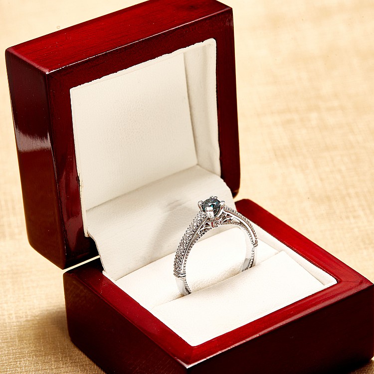 Verragio Gold Model Engagement Ring with Blue Diamond and Colorless Diamonds i636DbDi