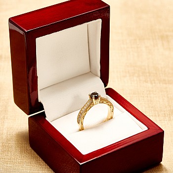 18k Gold or Platinum Engagement Ring with Black Diamond and Colorless Diamonds - model i122868