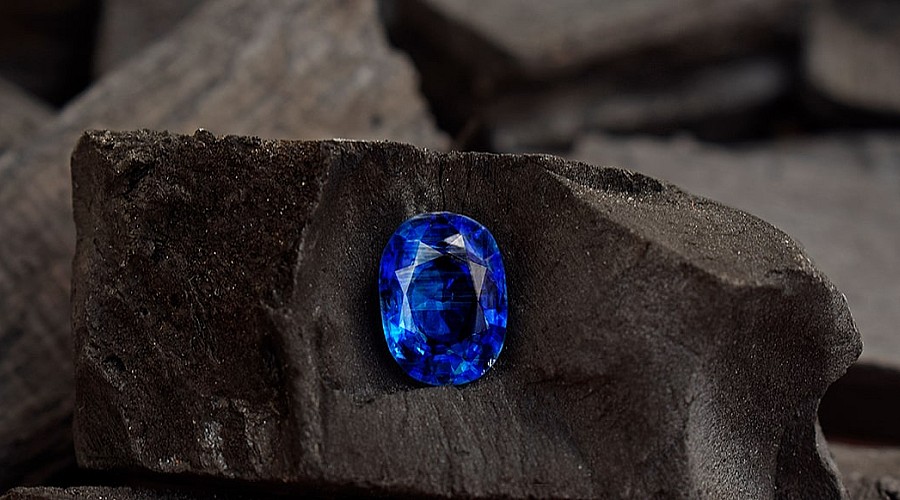 How a sapphire can make you look and feel extraordinary