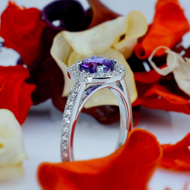 Bague cadeau en or avec améthyste et diamants - modèle i727