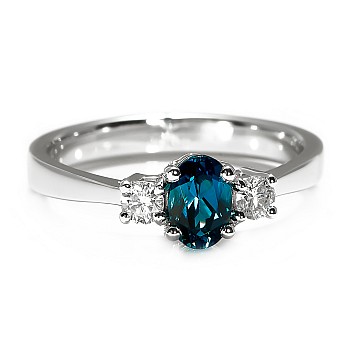 Bague cadeau en or avec topaze et diamants - modèle i015