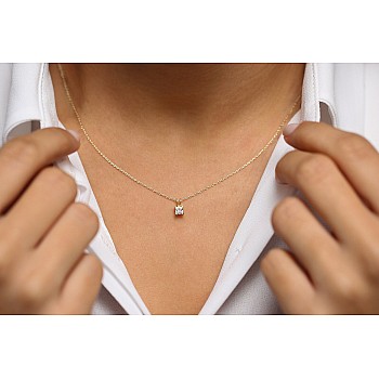 Square Diamond Gold Pendant - model pan3137