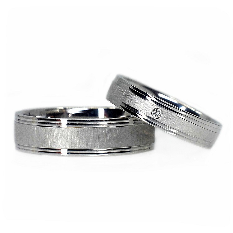 Wedding rings v024 in Gold or Platinum with Diamond