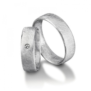 Trouwringen v055 in goud of platina met diamant