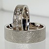 Anillos de boda de oro o platino con diamantes - modelo v131