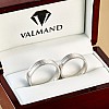 Wedding rings v137.1 in Gold or Platinum with satin matte finish