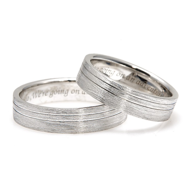 Wedding rings v137.1 in Gold or Platinum with satin matte finish