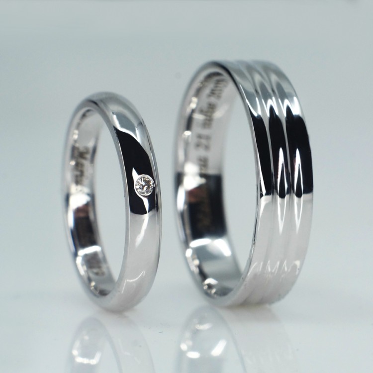 Wedding rings v1539 in Gold or Platinum with Diamond