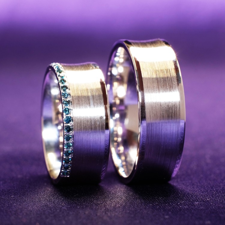 Fedi nuziali Barcuta v170 in oro o platino con diamanti blu