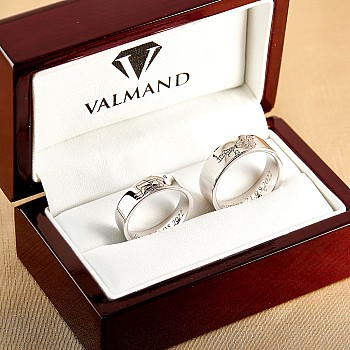 Anillos de boda de oro o platino con nudo de amor - modelo v198