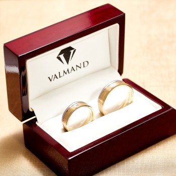 18k gouden tweekleurige trouwringen met concave profiel en diamant - model v4785