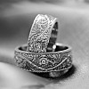 Wedding Rings v6191 in Gold with Venetian Pattern Diamonds