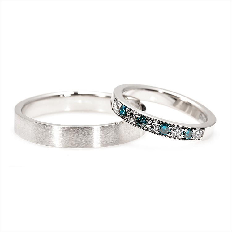 Wedding rings v857didb in Gold or Platinum with Colorless and Blue Diamonds