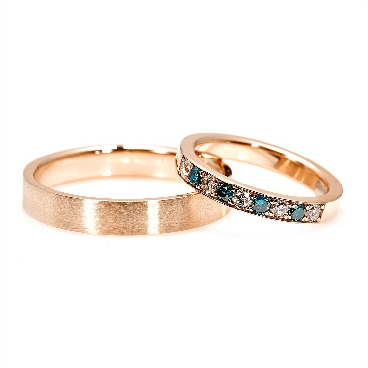 Wedding rings v857didb in Gold or Platinum with Colorless and Blue Diamonds