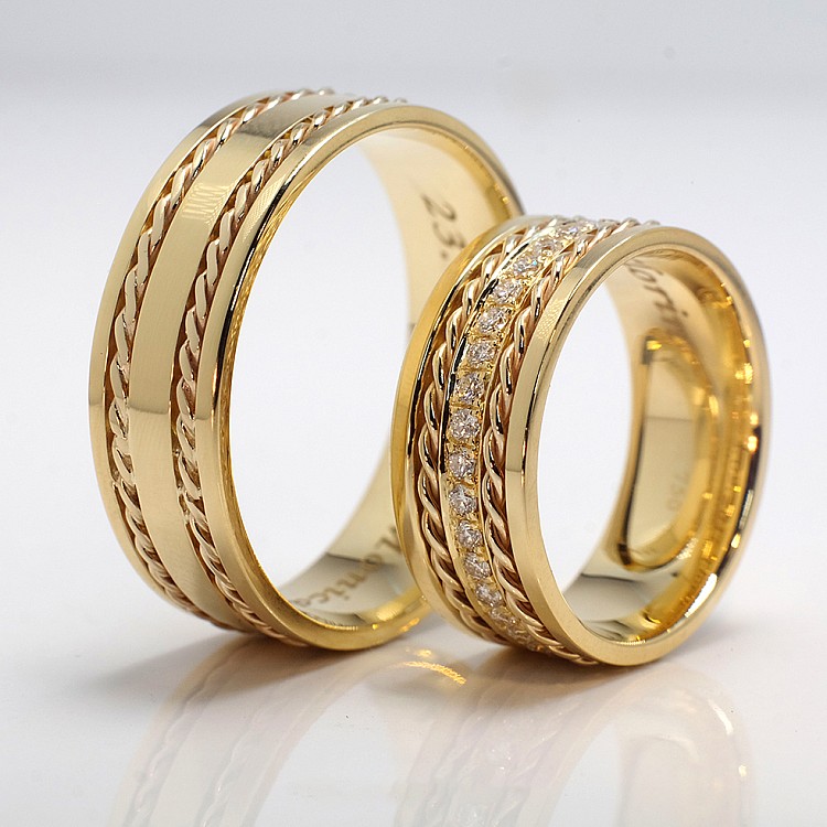 Anillos de boda de oro con diamantes - modelo v975