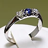 Bague cadeau en or avec saphir et diamants - modèle i085