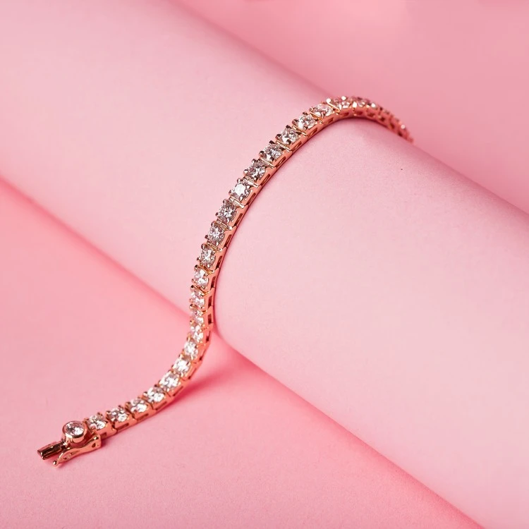 Bracciale Tennis in Oro con Diamanti Incolori da 7,30 ct br2120