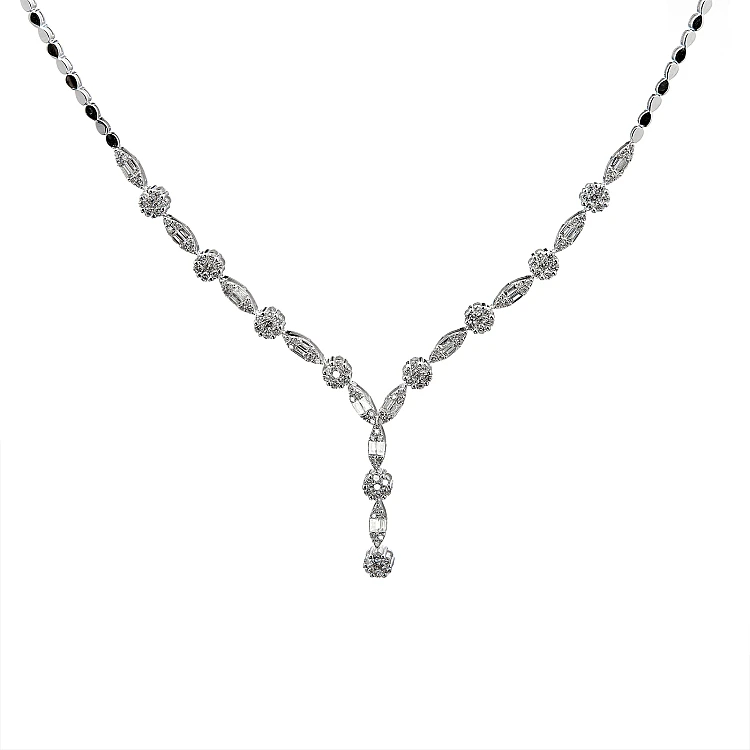 Gold Necklace with Round Diamonds and Wand col3619