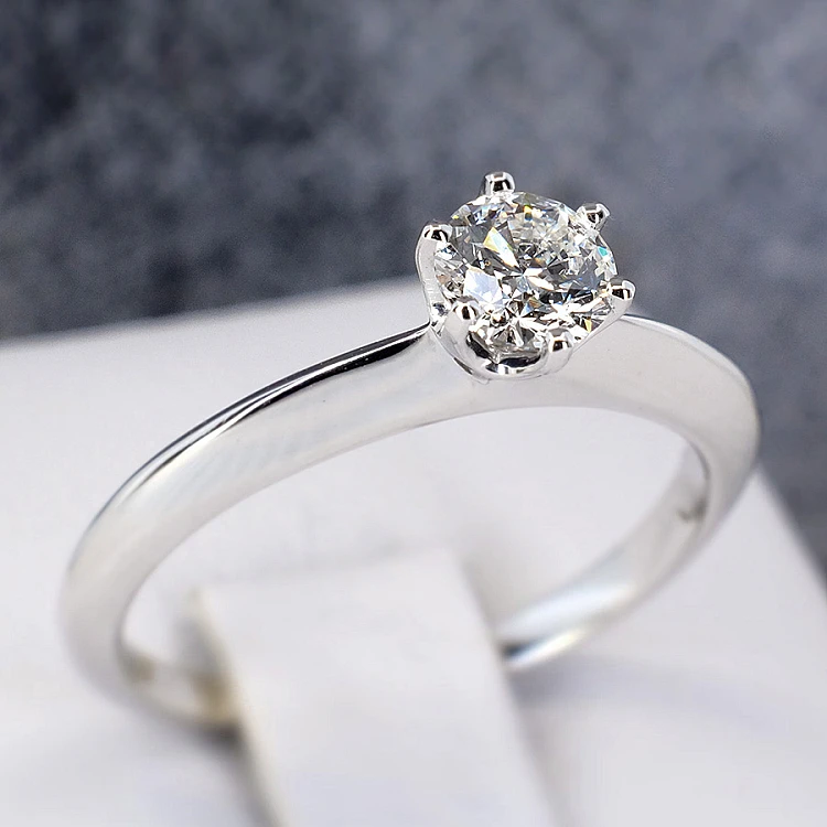 Klassischer Verlobungsring aus Platin mit Diamant – GIA 0,50 ct – 0,70 ct i1906Pt