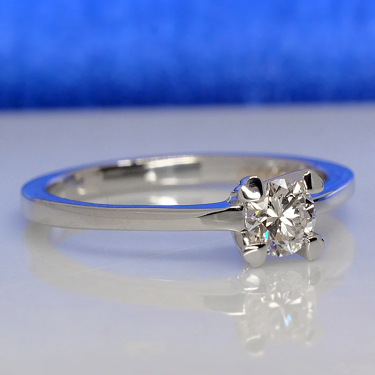 Anello di fidanzamento i513 in Oro con Diamante