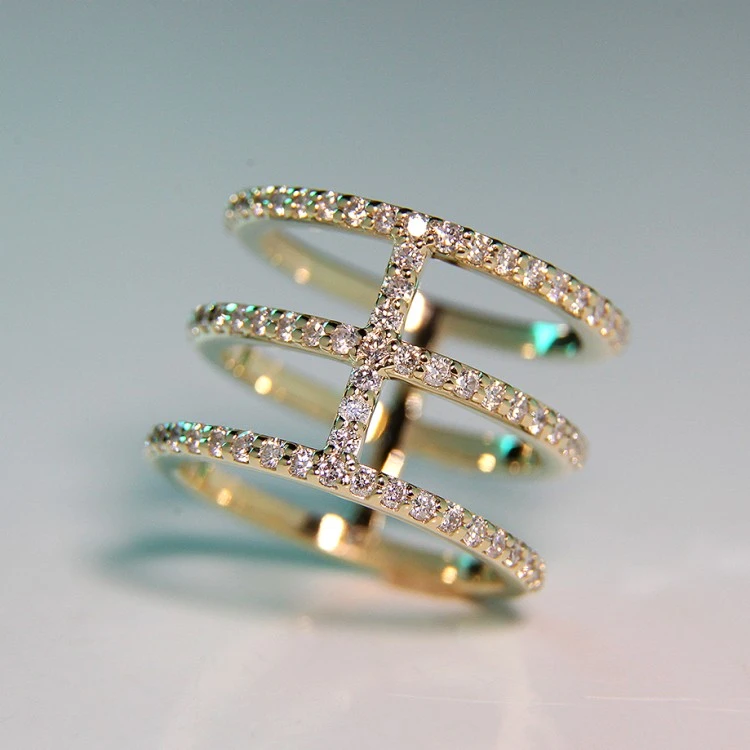 Cadeauring i613DiA in goud met diamanten