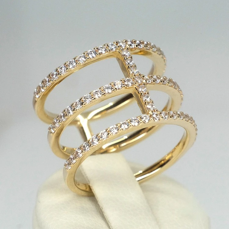 Cadeauring i613DiA in goud met diamanten