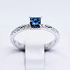 Anillo de compromiso de oro con diamante azul de 0,30 ct a 0,50 ct - modelo i71906