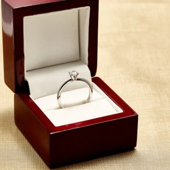 Bague de fiançailles en or avec diamant 0,10 ct - 0,25 ct - modèle i3074