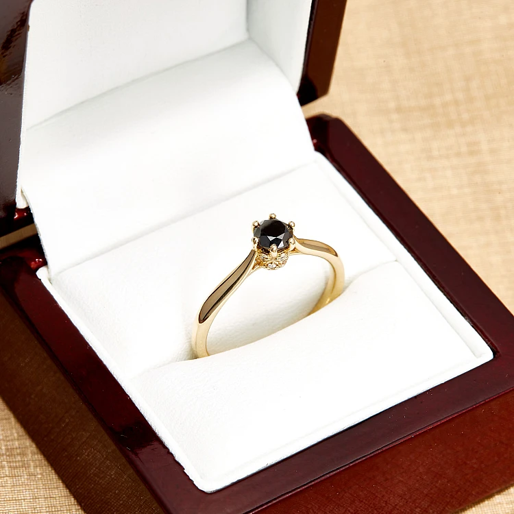 Bague de fiançailles en or avec diamant noir et diamants - modèle i122995