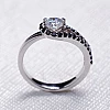 Verlobungsring aus 18-karätigem Gold mit GIA-zertifiziertem runden Diamanten und schwarzen Diamanten – Modell i1240