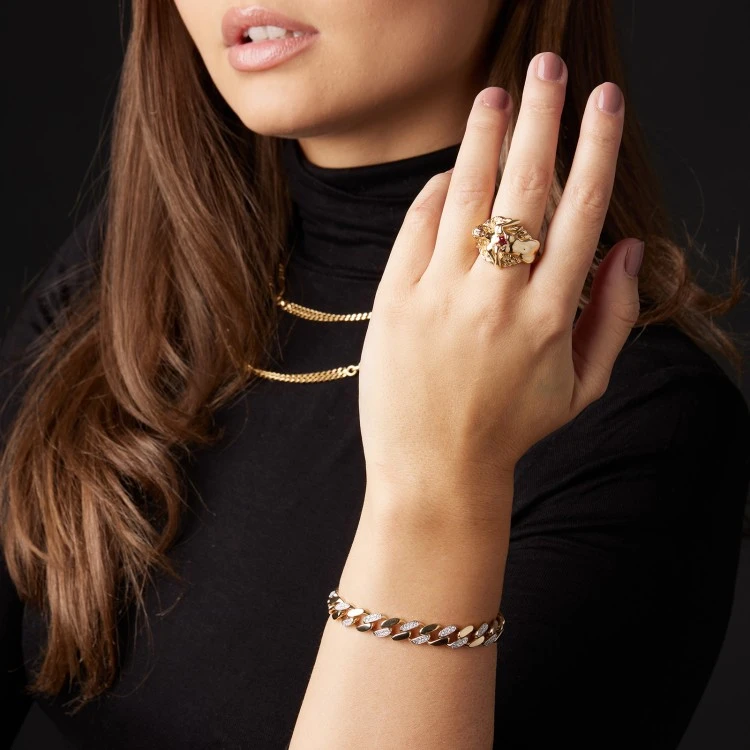 Anello in oro Take My Heart i2749 con rubino