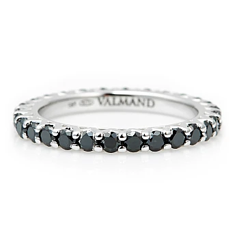 Geschenkring i033Dn in Gold mit schwarzen Diamanten