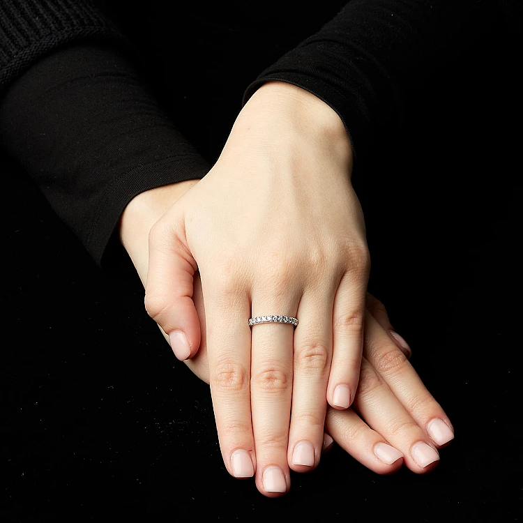 Gift Ring i1565didi in Gold with Diamonds